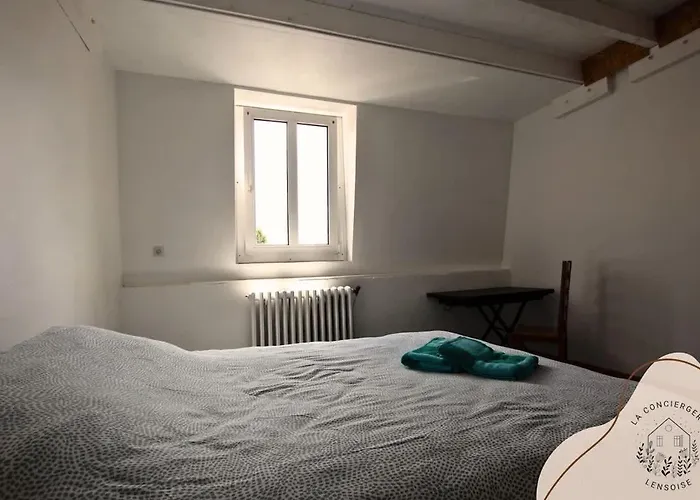 Holiday home La Brocante Lensoise Centre Wifi 8 Pers *